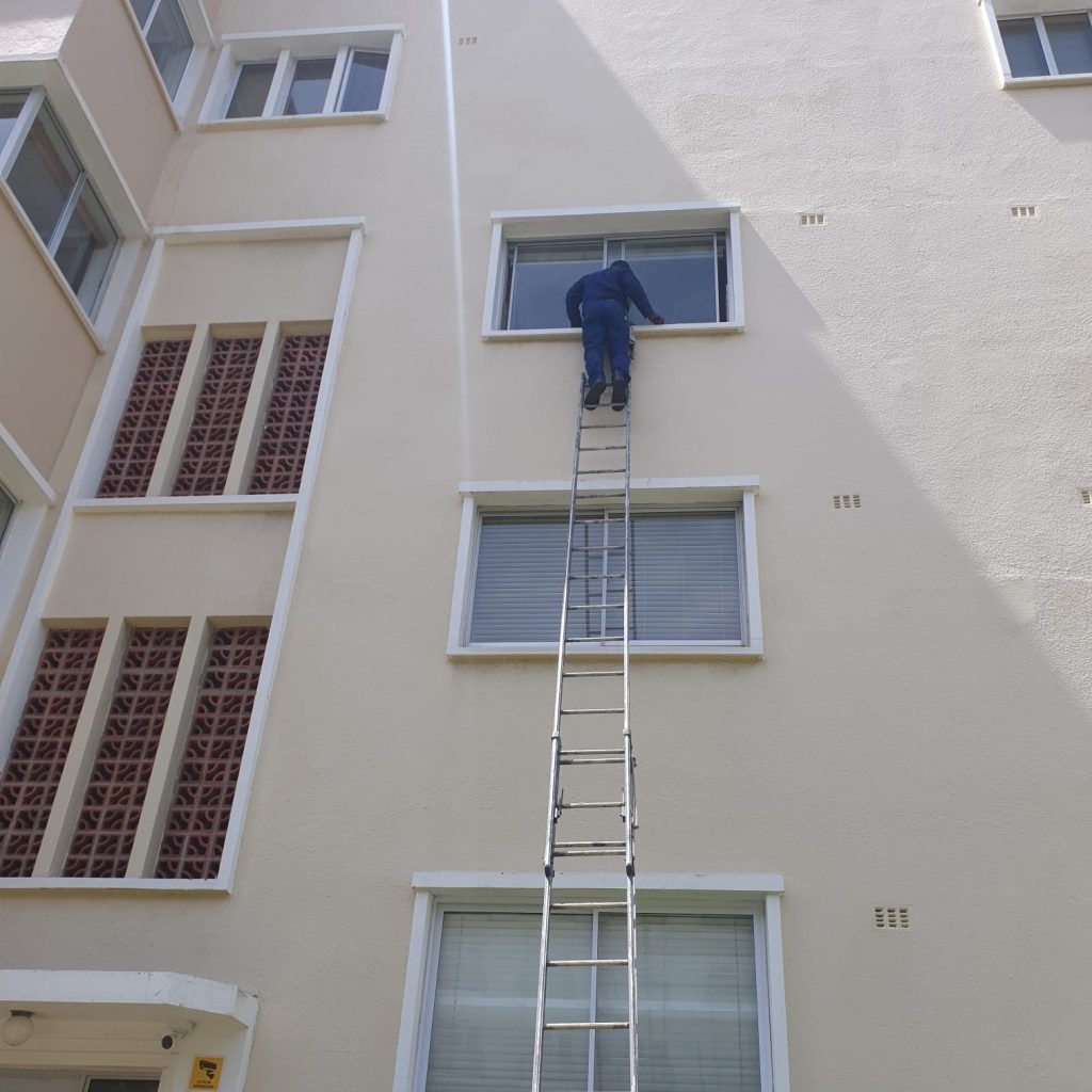 window cleaning services cape town